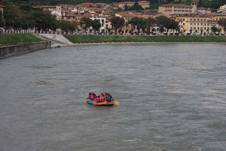 Facendo rafting