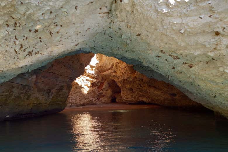 In una grotta di Vieste