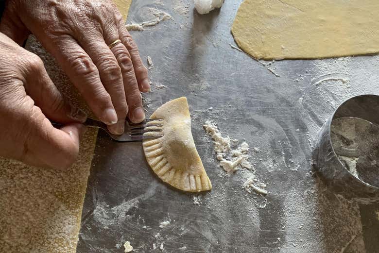 Create unique pasta shapes