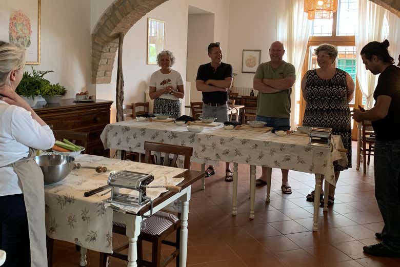 Join us in this pasta cooking class in Vinci