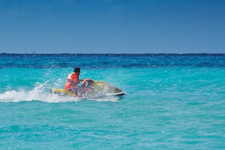 Percorra Montego Bay de jet ski