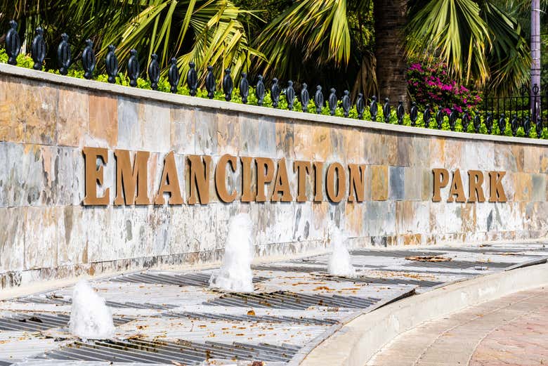 Entrada al Parque de la Emancipación