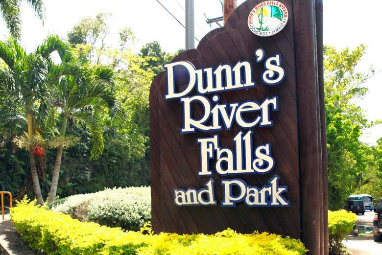 Entrada das cascatas do rio Dunn