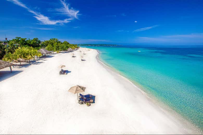 Panorámica de Seven Mile Beach