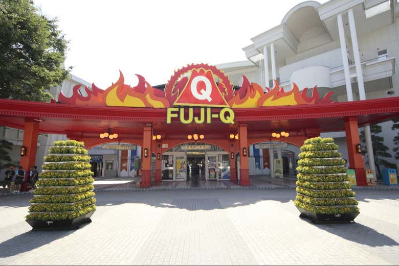Entrée du parc Fuji Q Highland