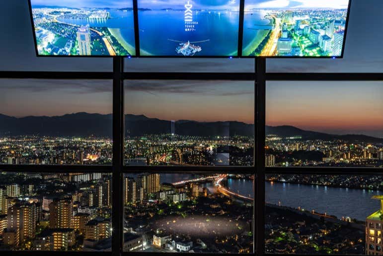 Vue sur la baie d'Hakata