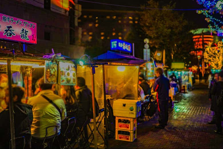 Los famosos yatai, puestos de comida callejera de Fukuoka