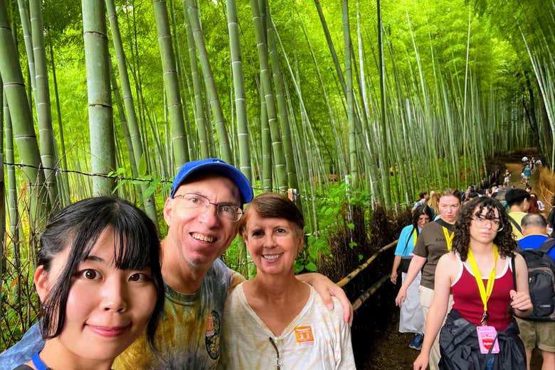 Conhecendo a floresta de bambu de Arashiyama