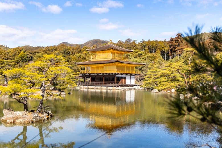 Vue panoramique sur le Pavillon d'or