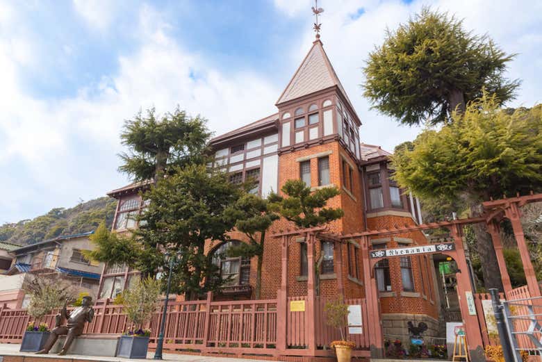 Admirad la arquitectura europea en el histórico distrito Kitano