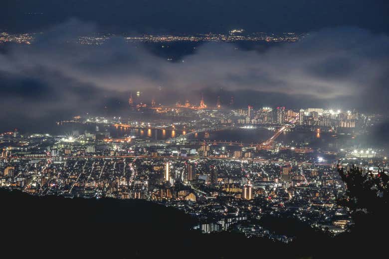 Vue imprenable sur Kobe depuis le mont Rokko