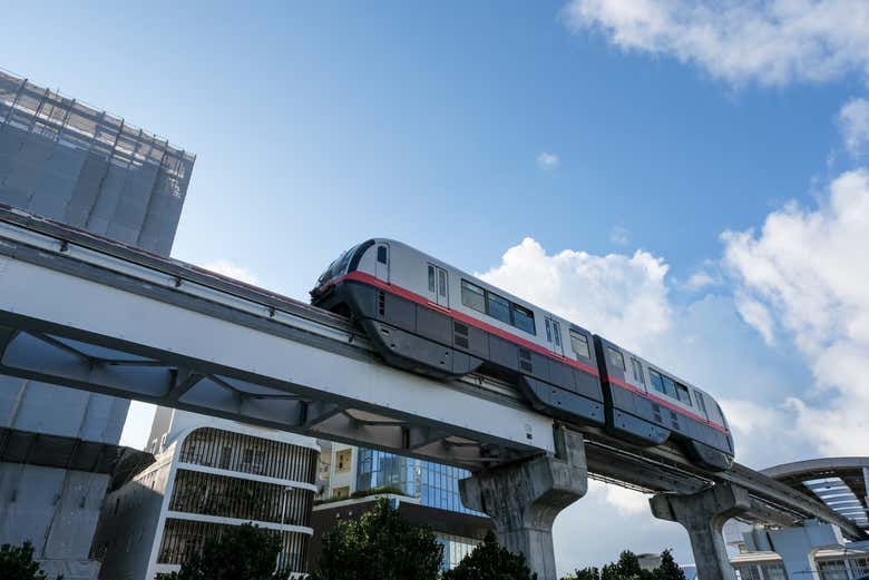 Le meilleur moyen de se déplacer à Okinawa !