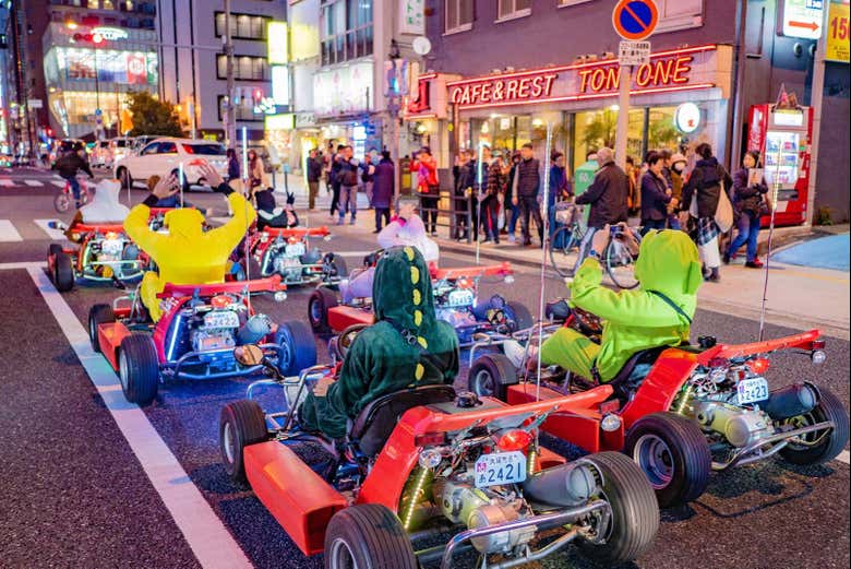Découvrez Osaka déguisé à bord d'un kart