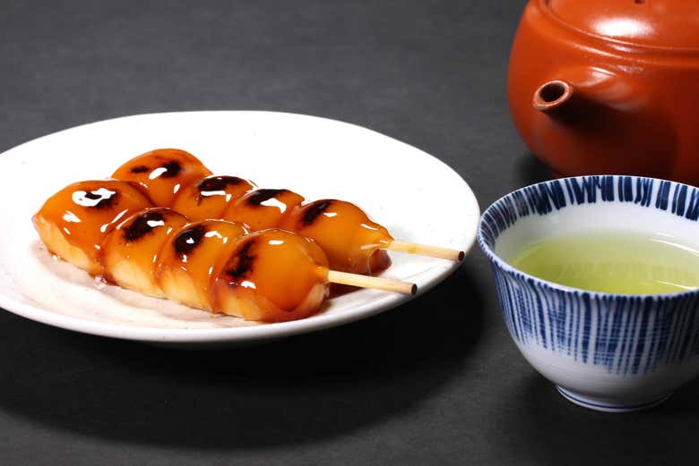 Mitarashi dango