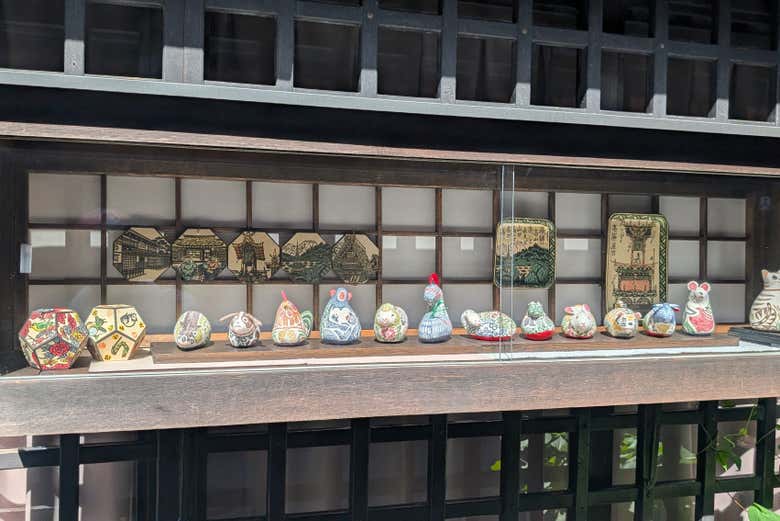 Piezas de artesanía en Takayama