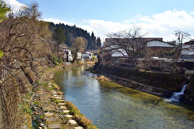 Explore beautiful spots in Takayama