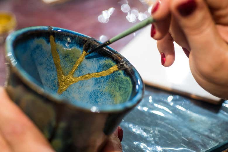 Disfrutando del taller de kintsugi