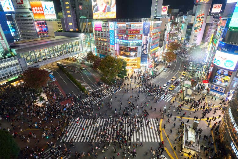 O famoso cruzamento de Shibuya em Tóquio