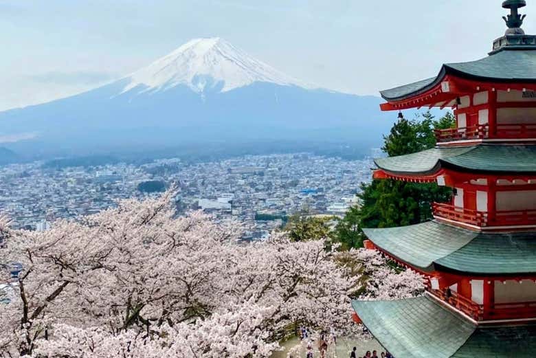 Pagode Chureito e Monge Fuji