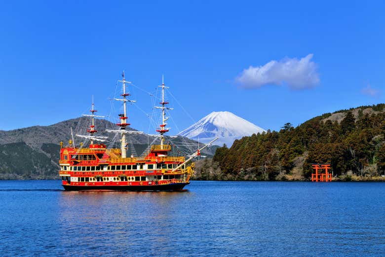 Navegaremos por el  lago Ashi