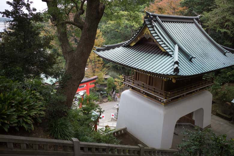 Construcción tradicional en el santuario de Enoshima