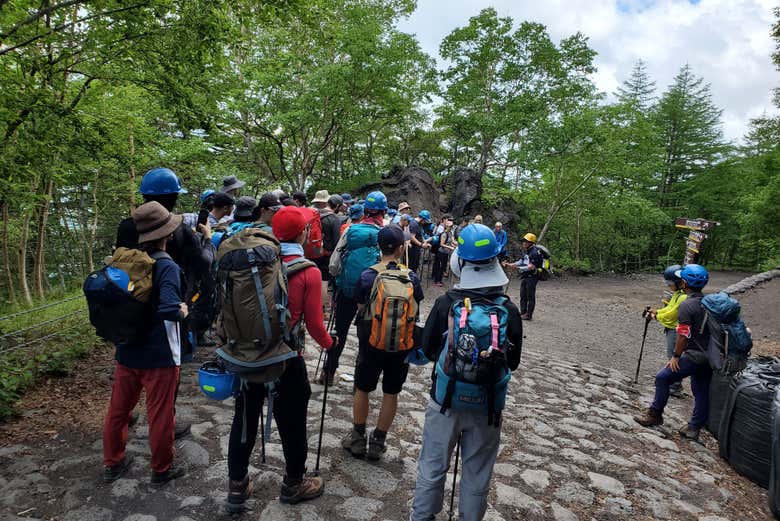 Todo listo para comenzar la aventura por el monte Fuji