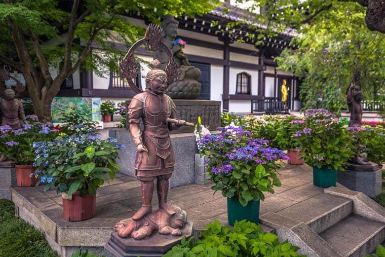 Hasedera é um belo templo conhecido por seus jardins
