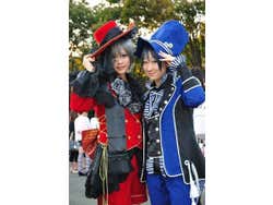 Girls dressed up in Harajuku
