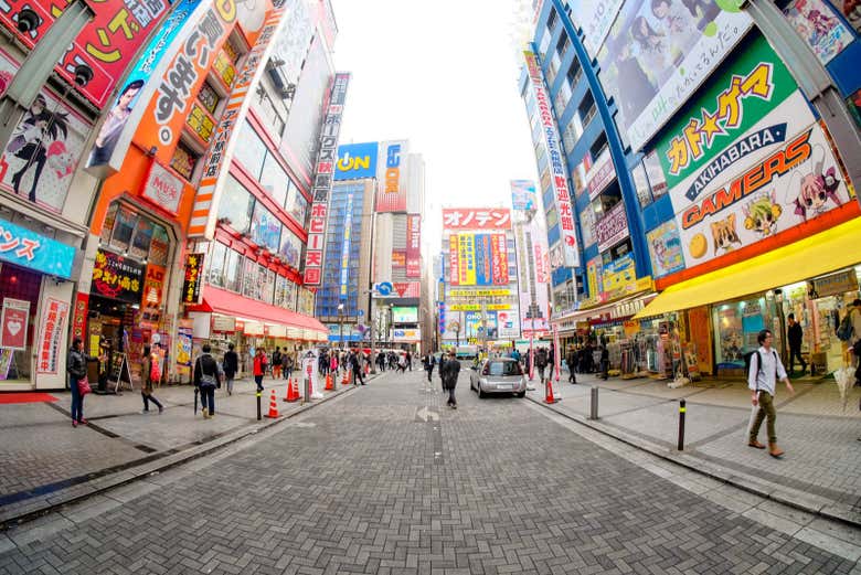 Baladez-vous dans Akihabara