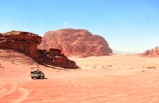 Tour privato di Aqaba + Jeep a Wadi Rum