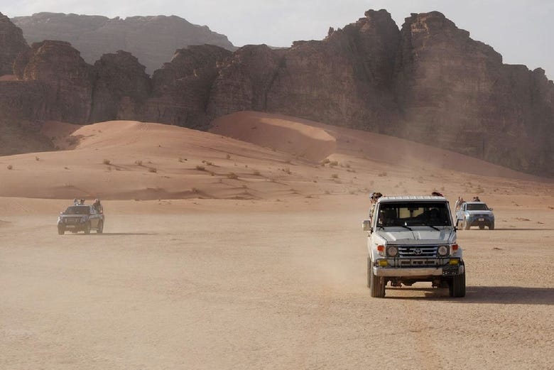 Tour en 4x4 por Wadi Rum