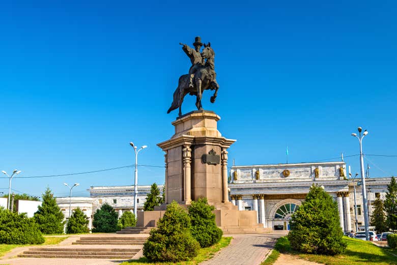 Découvrez la statue d'Ablai Khan