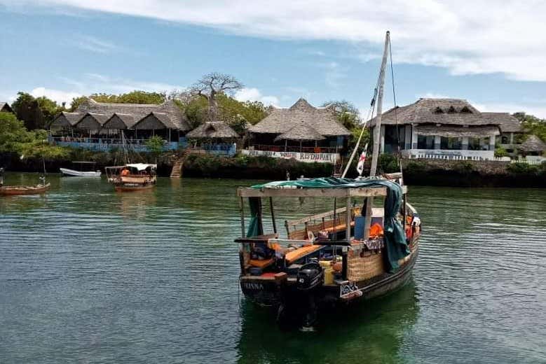 Recorriendo la costa de Mombasa