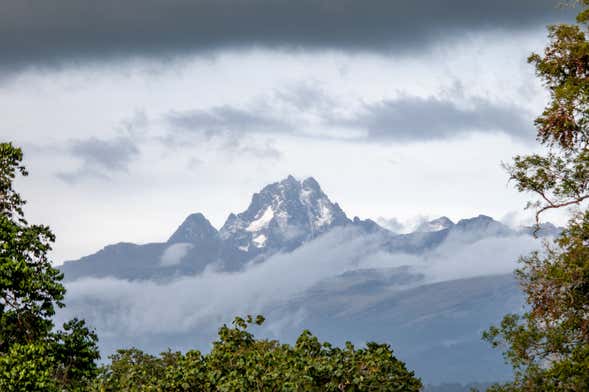Ruta privada de trekking por el Monte Kenia