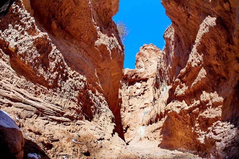 Caminando por el interior del cañón