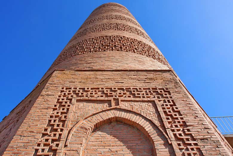 Vista de la torre desde abajo