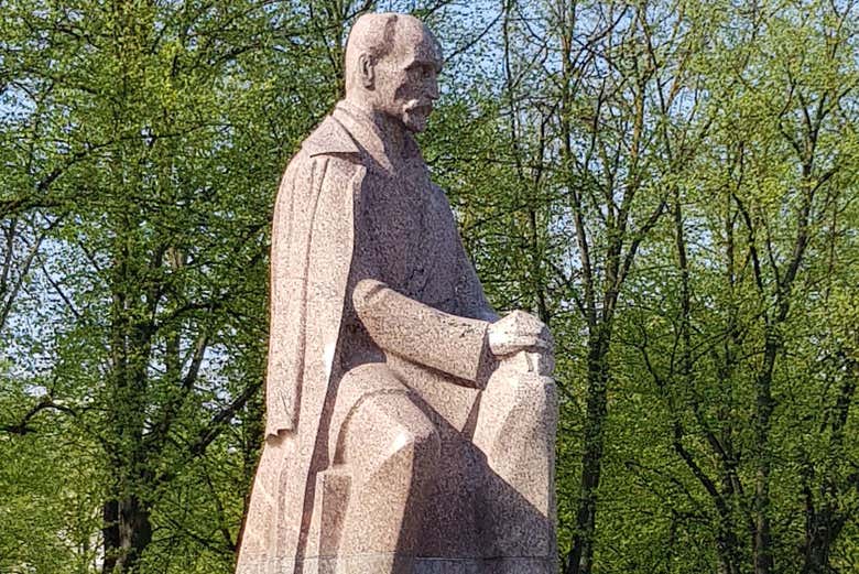 Discovering Riga's Communist past