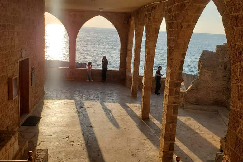 Murs phéniciens de Batroun