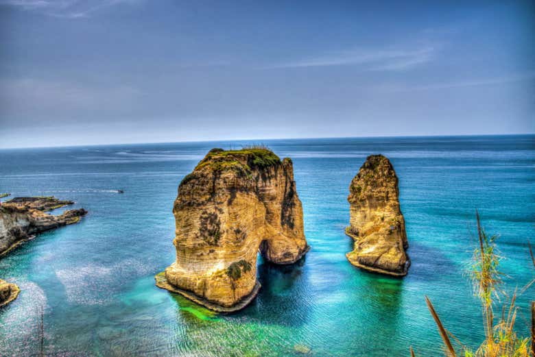 Raouche Rocks