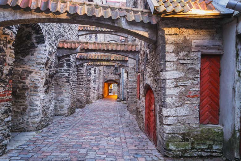 Calle típica del centro de Tallin