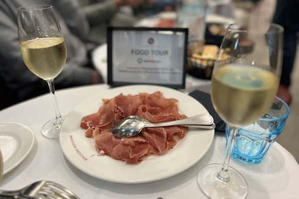 Taste local dishes!