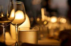 Almoço ou jantar no restaurante giratório da Torre de Macau