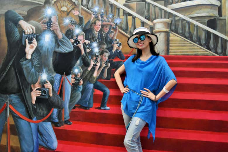 Posing at 3D Art in Paradise
