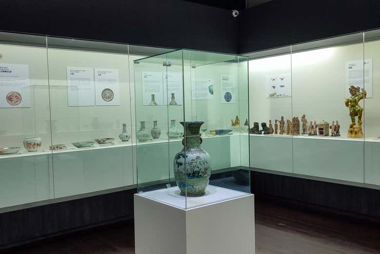 Jarrones de porcelana de la época