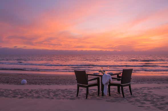 Cena en la playa de Maafushi