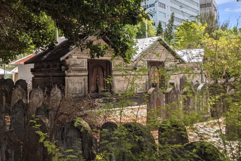 Cementerio antiguo de Hukuru Miskiiy