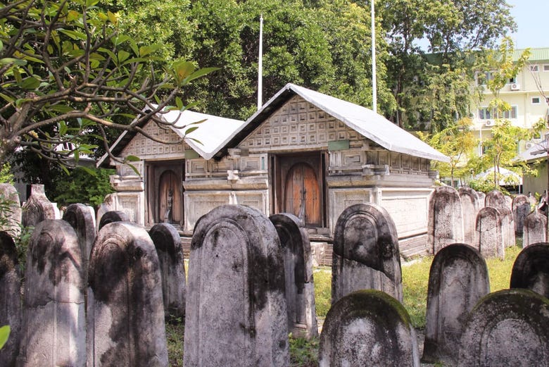Vecchio cimitero di Hukuru Miskiiy