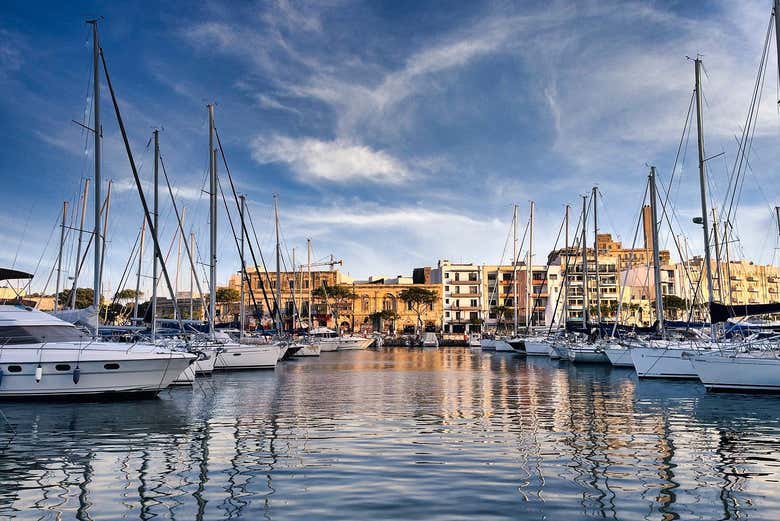 Embarcaciones en la marina de Birgu
