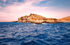 Crucero por la isla de Comino al atardecer