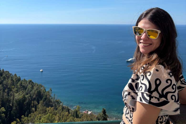 Vistas do Mediterrâneo saindo de Taormina
